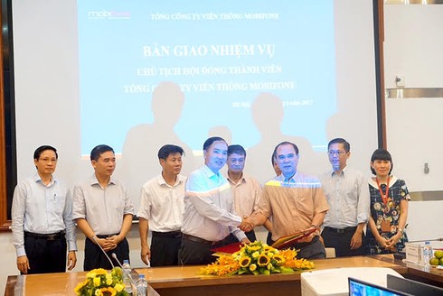 Ông Cao Duy Hải nhận bàn giao nhiệm vụ Chủ tịch MobiFone - ảnh 1
