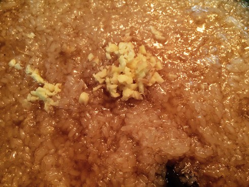 Cách nấu chè con ong mềm dẻo đẹp mắt - ảnh 7