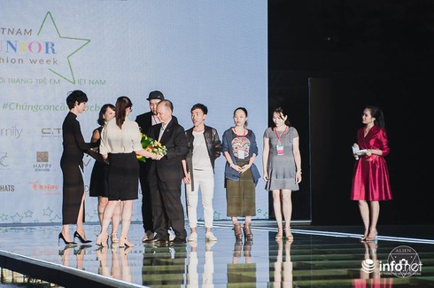 Những mẫu nhí nổi bật trên sân khấu Tuần lễ thời trang trẻ em Việt Nam - ảnh 1