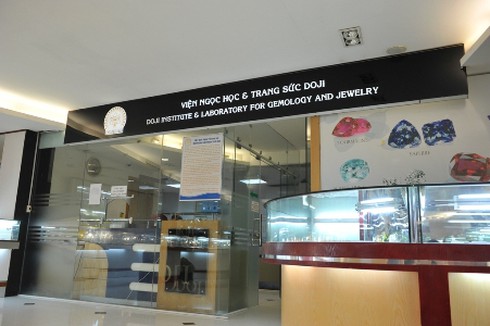 Người dân có thể giám định tuổi vàng tại DOJI - ảnh 2