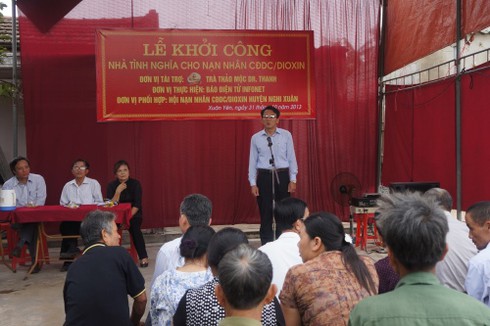 Báo Infonet hoạt động từ thiện vì người nghèo tại Hà Tĩnh - ảnh 1