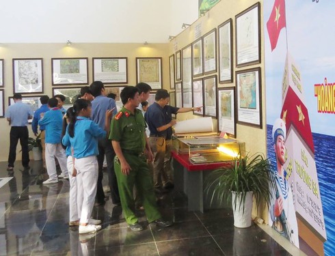 Công bố những bằng chứng về chủ quyền của Việt Nam đối với Hoàng Sa, Trường Sa tại Lào Cai - ảnh 8