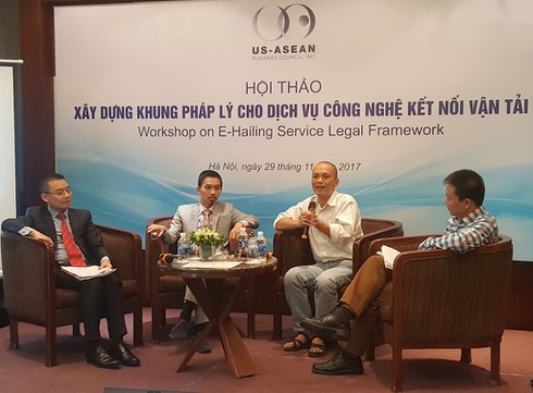 Khuyến mại “vô tổ chức”, Uber, Grab đang cạnh tranh không sòng phẳng - ảnh 1