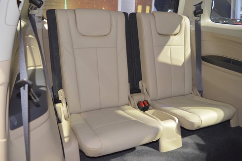 Isuzu MU-X thêm phiên bản đặc biệt với diện mạo khác biệt - Ảnh 7.