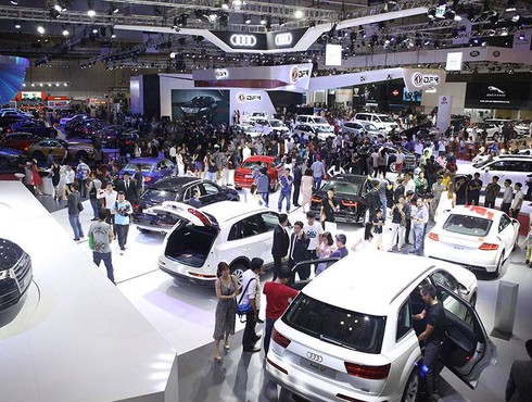 Nhập khẩu ô tô: Còn 1 tháng để kịp