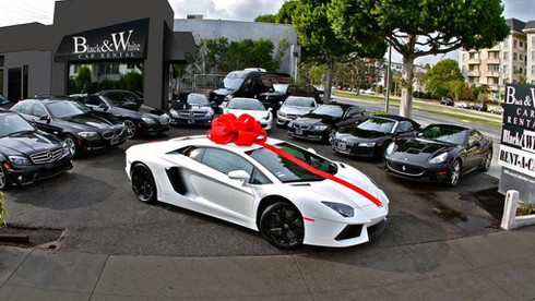 Thue sieu xe tai My ngay cang re hinh anh 1