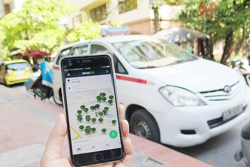 Bộ GTVT đề nghị GrabTaxi dừng hoạt động tại 3 tỉnh không được cấp phép thí điểm - ảnh 1