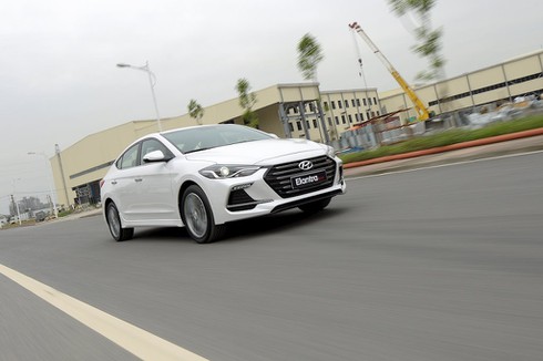 Cận cảnh Hyundai Elantra Sport 2018 vừa ra mắt tại Việt Nam - ảnh 1