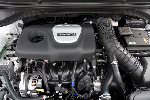 Cận cảnh Hyundai Elantra Sport 2018 vừa ra mắt tại Việt Nam - ảnh 9