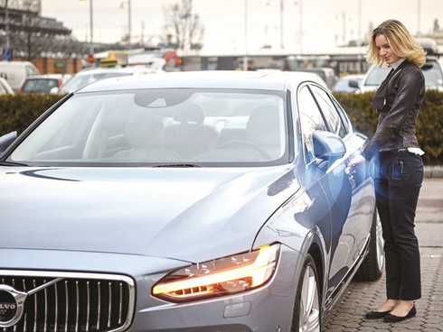 Cách mạng 4.0 sẽ thay đổi hoàn toàn việc lái xe hơi - ảnh 1