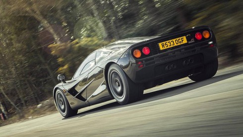 7 siêu xe đủ sức cho xe đua F1 hít khói - Ảnh 1.