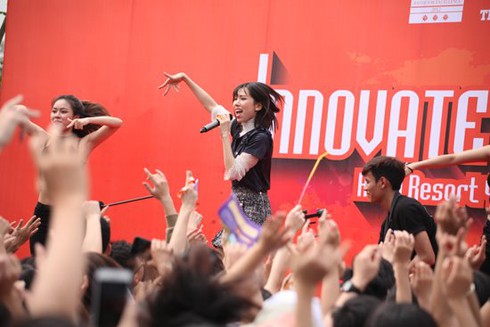 Gần 2.000 học sinh THPT đến Big Open Day tìm hiểu môi trường học tập tại Đại học FPT