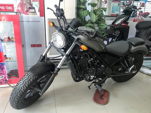 Honda Rebel 300 khan hang, dai ly 'het' gia 140 trieu dong hinh anh 1