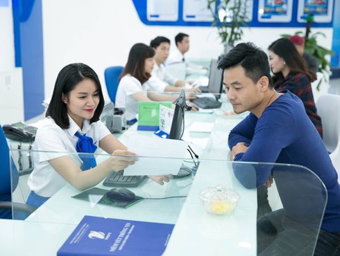 Điểm giao dịch VinaPhone mở đến 21h hàng ngày hỗ trợ thuê bao di động cập nhật thông tin - ảnh 1
