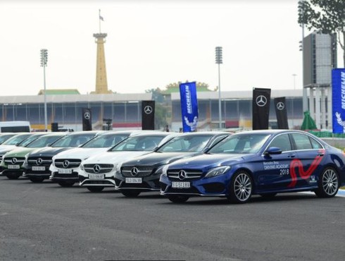 Mercedes - Benz Việt Nam triệu hồi thêm hàng nghìn xe bị lỗi - ảnh 1