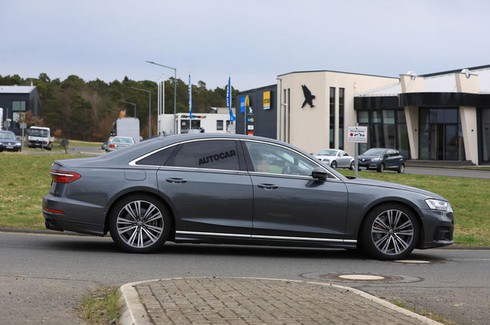 Audi S8 sắp ra mắt với động cơ V8 lấy từ Porsche Panamera Turbo - Ảnh 2.