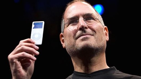 Tim Cook lam CEO Apple tot hon Steve Jobs? hinh anh 8