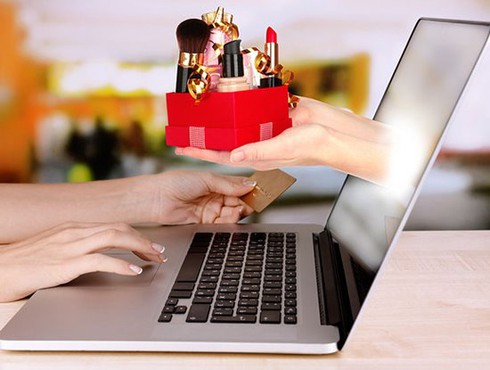 Xử lý nghiêm cá nhân, tổ chức dùng mạng xã hội kinh doanh mỹ phẩm giả - ảnh 1