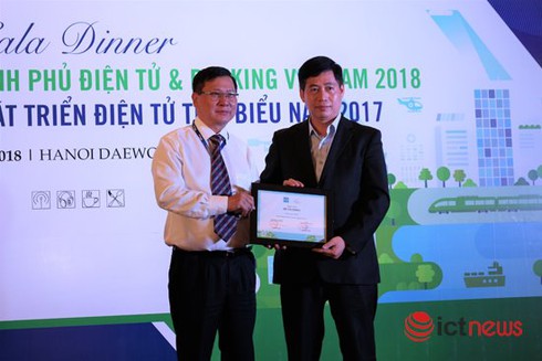 Công bố 18 bộ, ngành, địa phương phát triển Chính phủ điện tử tiêu biểu năm 2017 - ảnh 2