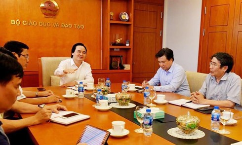 Bộ trưởng Phùng Xuân Nhạ đề nghị 63 tỉnh thành rà soát điểm thi THPT quốc gia - ảnh 1