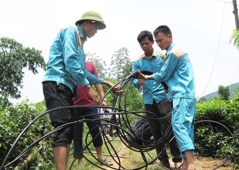 Theo chân lính Viettel băng rừng vượt suối ứng cứu khẩn cấp thông tin sau cơn bão số 3 - ảnh 1