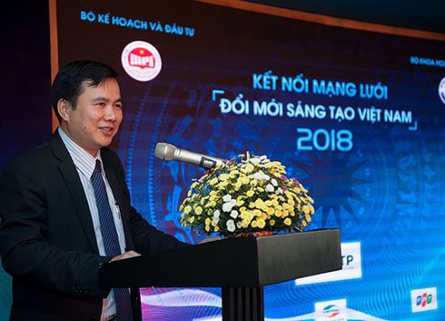 Lãnh đạo Viettel, VNPT, FPT thảo luận với 100 trí thức trẻ người Việt về chiến lược cách mạng 4.0