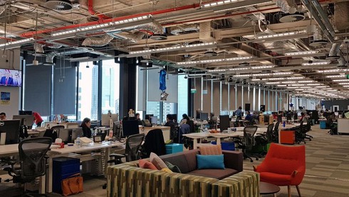 Đột nhập trụ sở với thiết kế