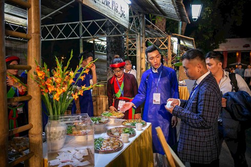 VinFast đồng loạt khai trương 200 cơ sở bán xe máy điện trên cả nước - ảnh 5