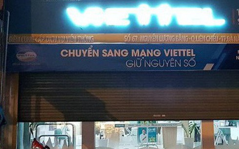 Tên cướp mang súng, lựu đạn tấn công cửa hàng Viettel ở Đà Nẵng - ảnh 1