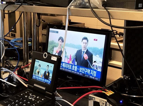 Dai quoc te phai tra bao nhieu de co truong quay tren cao o Ha Noi? hinh anh 4