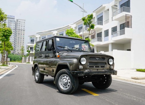Xe Nga giá rẻ vào Việt Nam, khó vượt xe Nhật, Hàn