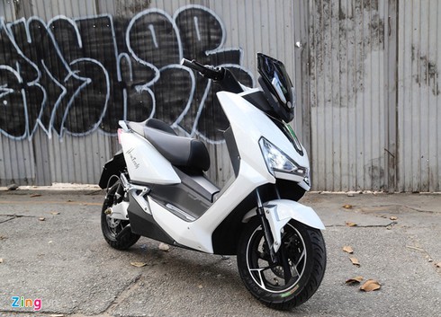 Thuc hu chuyen xe dien tiet kiem hon 33 lan so voi xe ga hinh anh 1