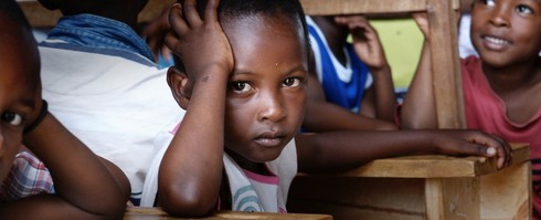 WHO và UNICEF cảnh bảo dịch sởi đang thành “khủng hoảng toàn cầu”, số ca mắc bệnh tăng 300% - ảnh 1