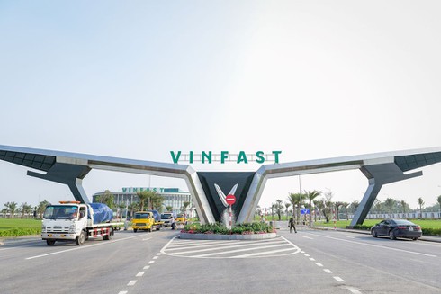 Vingroup tuyên bố sẽ vận hành 3.000 xe buýt điện VinFast vào 2020 - ảnh 1