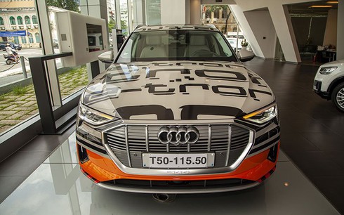 Cận cảnh xe điện Audi e-tron đầu tiên tại Việt Nam - ảnh 2