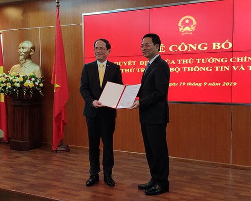 Bổ nhiệm ông Phạm Anh Tuấn, Chủ tịch VNPost giữ chức Thứ trưởng Bộ TT&TT - ảnh 1