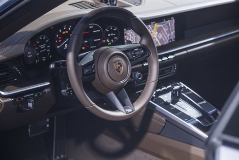 Porsche 911 mới giá từ 7,65 tỷ đồng tai Việt Nam - ảnh 4