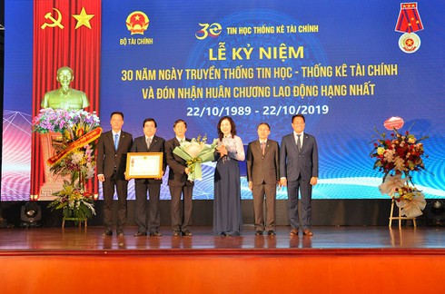 Bộ Tài chính: Ứng dụng mạnh mẽ các công nghệ mới của CMCN 4.0, hướng đến Tài chính số - ảnh 2