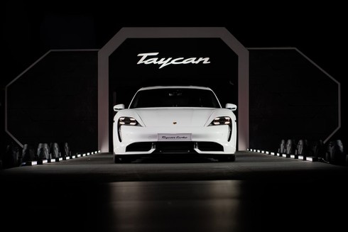 Xe điện Porsche Taycan ra mắt thị trường châu Á Thái Bình Dương - ảnh 1