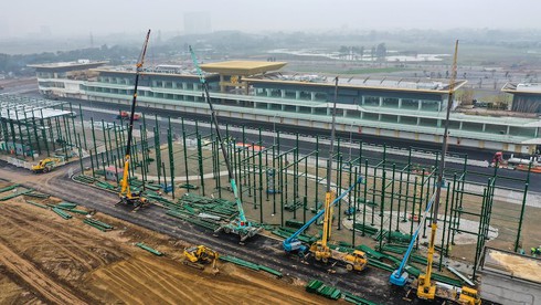 Mục sở thị trong công trường đường đua F1 Hà Nội sắp hoàn thiện, sẵn sàng khởi tranh vào tháng 4 - ảnh 5