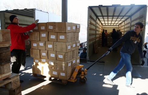 Nga liên tiếp gửi viện trợ tới đông Ukraine - ảnh 1