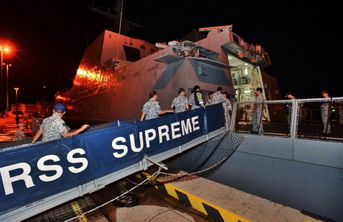 Indonesia phủ nhận có tín hiệu khẩn cấp từ máy bay QZ8501 mất tích - ảnh 2