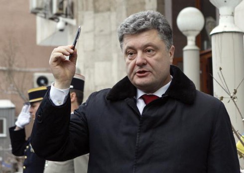 Ukraine sắp vỡ nợ, Nga cân nhắc đòi nợ sớm 3 tỷ USD - ảnh 1