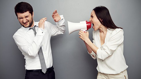 Phát khùng vì.. quảng cáo - ảnh 2