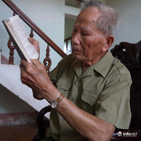 Người anh hùng trong đoàn quân tiến về tiếp quản Thủ đô 60 năm trước - ảnh 1