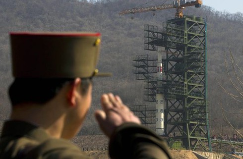 Triều Tiên sẽ phóng tên lửa tầm xa trong 3 tuần nữa? - ảnh 1