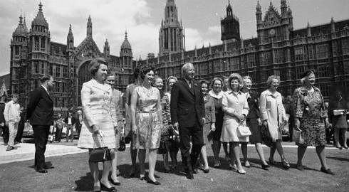 Những hình ảnh về cuộc đời “Người đàn bà thép” Margaret Thatcher - ảnh 8