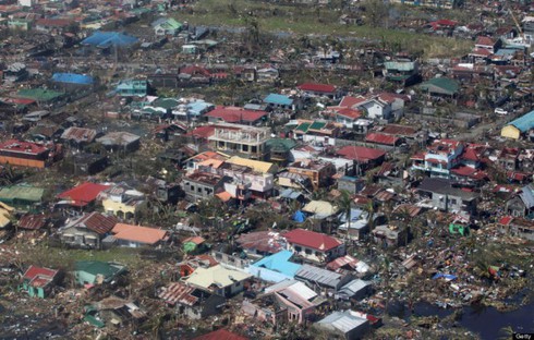 Philippines: Khoảng 2.500 người thiệt mạng vì bão Haiyan - ảnh 11
