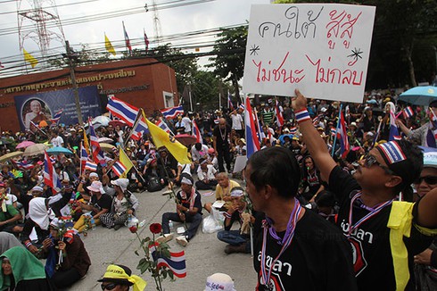 Thái Lan ban bố tình trạng khẩn cấp - ảnh 2