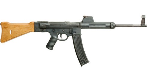 Hé lộ bộ sưu tập vũ khí đáng sợ của phát xít Đức (P.2) - ảnh 15